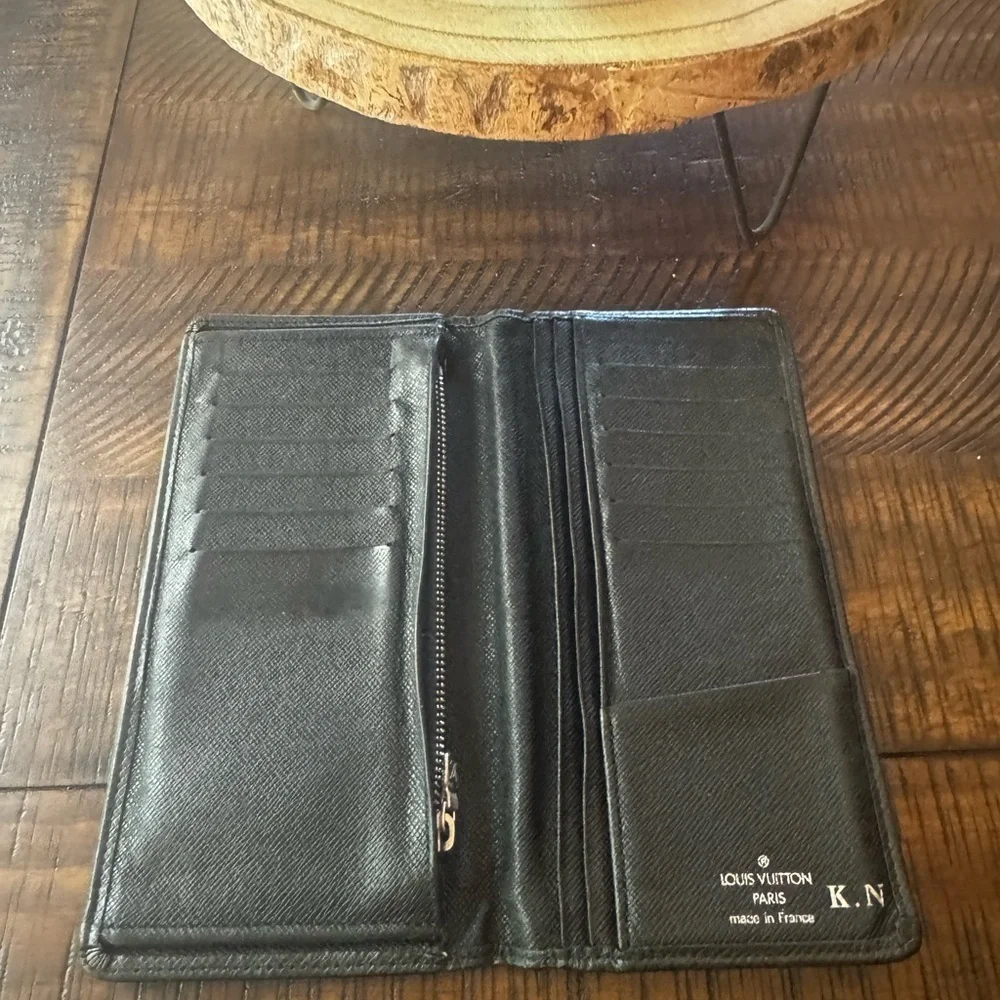 Louis Vuitton Brazza wallet vintage pre-loved black